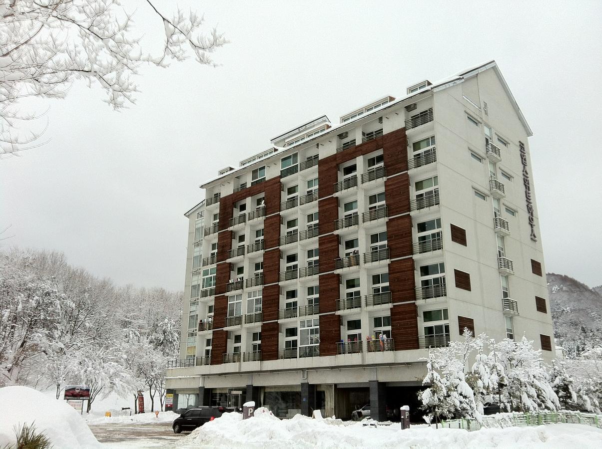 Coop Sweet House Pyeongchang Hotel Exterior foto