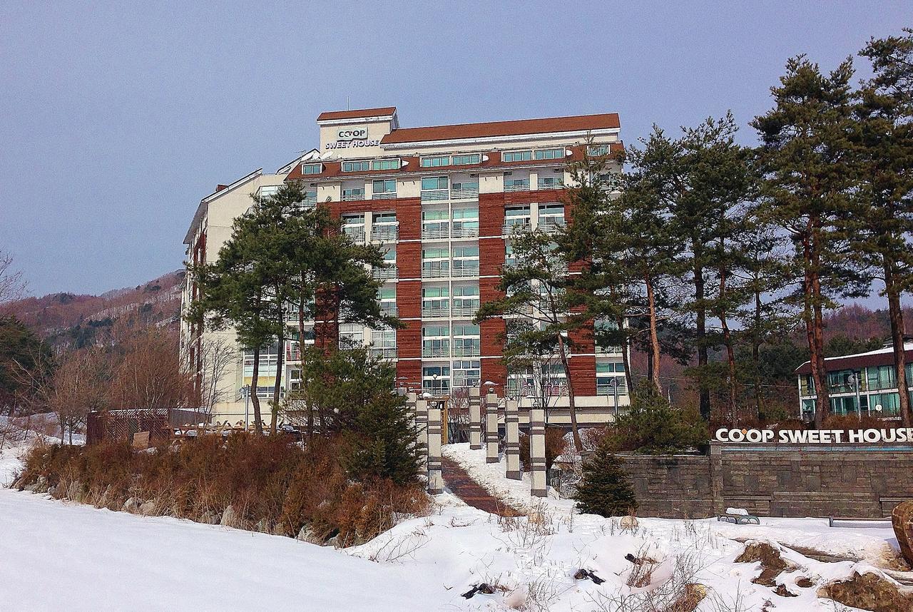 Coop Sweet House Pyeongchang Hotel Exterior foto